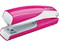 Agrafeuse esselte mini métal coloris rose métallisé