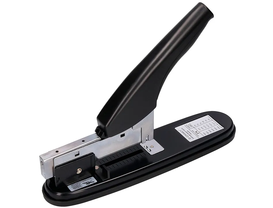 Agrafeuse q-connect grande cap acité économique capacité 150f coloris noir métal