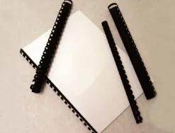 Anneau plastique à relier q-connect capacité 80f 12mm diamètre coloris noir boîte 100 unités