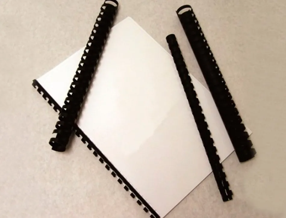 Anneau plastique à relier q-connect capacité 80f 12mm diamètre coloris noir boîte 100 unités