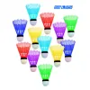 Badminton first loisirs volants de badminton lot de 12 coloris assortis