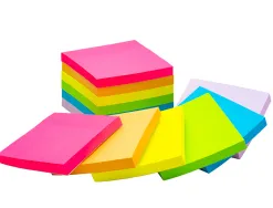 Bloc notes q-connect 76x76mm 100f adhesives repositionables coloris fluo et pastel assortis pack 12 unites