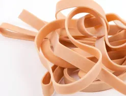 Bracelet caoutchouc q-connect n.15 150x10mm boîte fenêtre de 100g