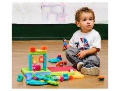 Bristle blocks lap 85 pieces plastiques de formes et personnages varies coloris assortis