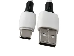 Cable q-connect usb-a vers usb-c pvc longueur 1m coloris blanc