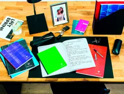 Cahier broche clairefontaine couverture carte pelliculee 24x32cm 192 pages 90g seyes