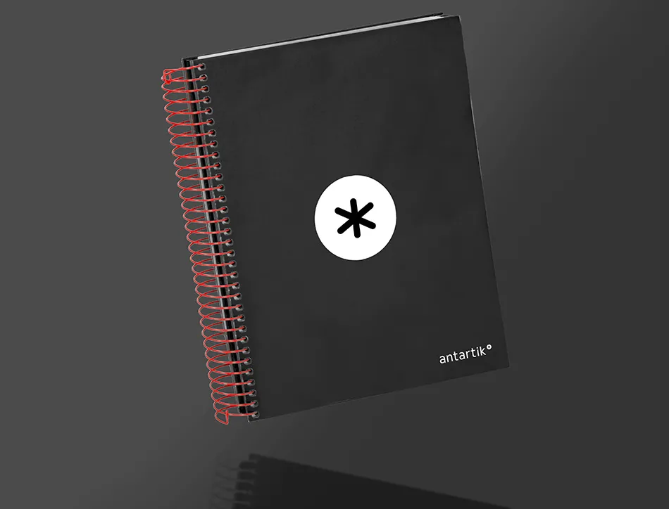 Cahier spirale antartik a5 240p 90g couverture rembordee quadrillage 5mm 6 trous coil-lock coloris noir