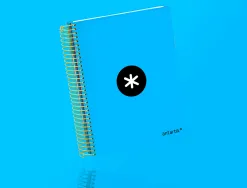 Cahier spirale antartik a5 240p 90g couverture rembordee quadrillage 5mm 6 trous coil-lock coloris bleu
