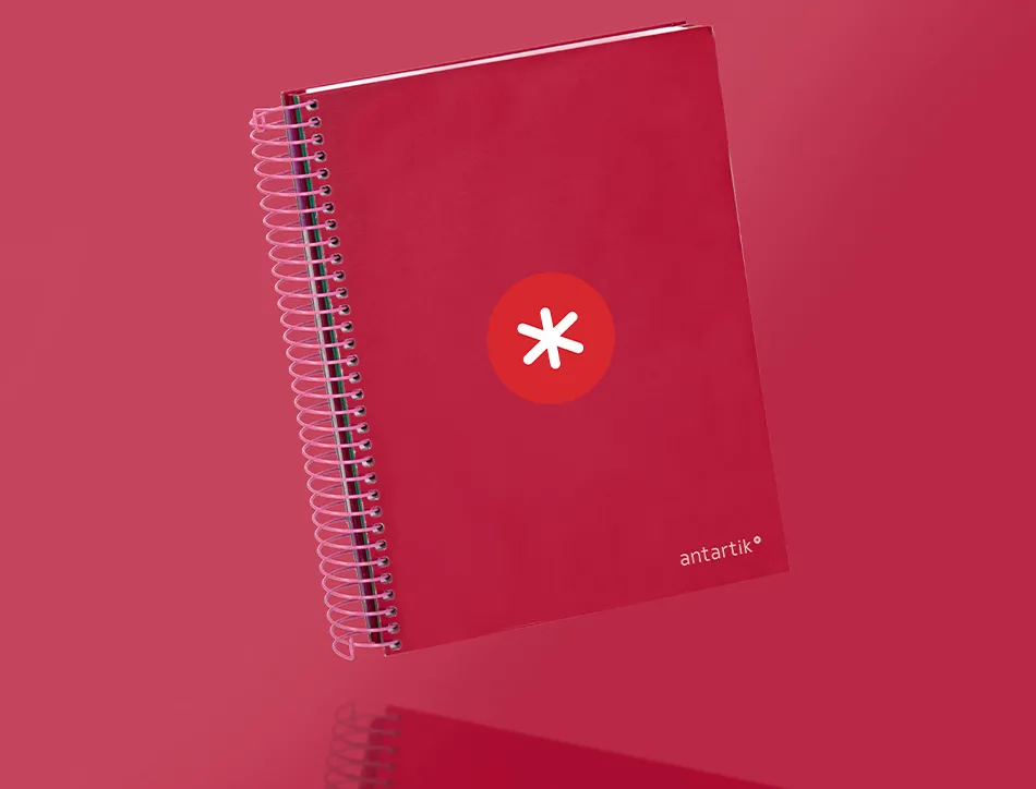 Cahier spirale antartik a5 14,8x21cm 240p 90g/m2 5x5mm 6 trous coil-lock coloris framboise