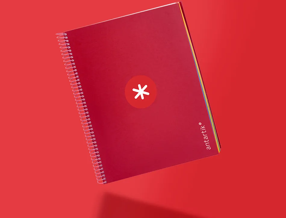 Cahier spirale antartik a4 240p 90g remborde 5x5mm microperfore 5 bandes 4 trous coloris framboise