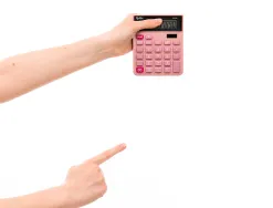 Calculatrice de bureau liderpapel xf20 10 chiffres solaire et piles 127x105x24 mm coloris rose