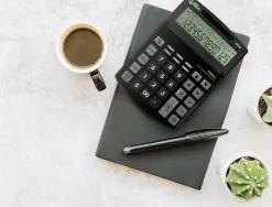 Calculatrice de bureau liderpapel xf40 12 chiffres double ligne solaire et piles 175x120x30mm coloris noir