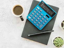 Calculatrice de bureau liderpapel xf21 10 chiffres solaire et piles 127x105x24 mm coloris bleu