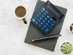 Calculatrice de bureau liderpapel xf17 8 chiffres solaire et piles 127x105x24 mm coloris bleu