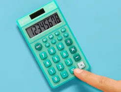 Calculatrice de poche liderpapel xf13 8 chiffres solaire et piles 115x65x8 mm coloris vert