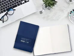 Carnet fermeture elastique antartik notes couverture rigide a5 papier uni ivoire 100 feuilles 80gr fsc bleu marine