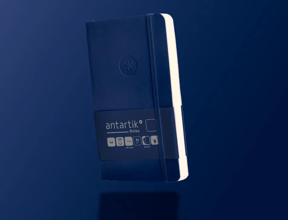 Carnet fermeture elastique antartik notes couverture souple a6 papier uni ivoire 100 feuilles 80gr fsc bleu marine