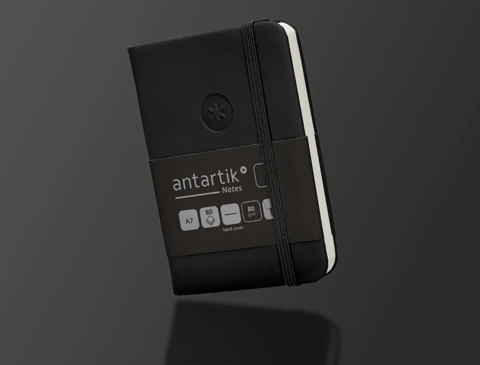 Carnet fermeture elastique antartik notes couverture rigide a7 papier uni ivoire 80 feuilles 80gr fsc coloris noir