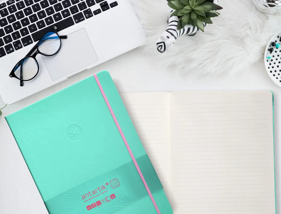 Carnet fermeture elastique rose antartik notes couverturerigide a4 ligne 100 feuilles 80gr fsc coloris turquoise