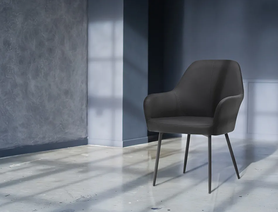 Chaise confident q-connect siemione base metallique haut max 820 larg 570 prof 580 coloris gris fonce