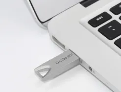 Clé usb q-connect 2.0 premium 32gb vitesse lecture 13mb/s écriture 3.5mb/s