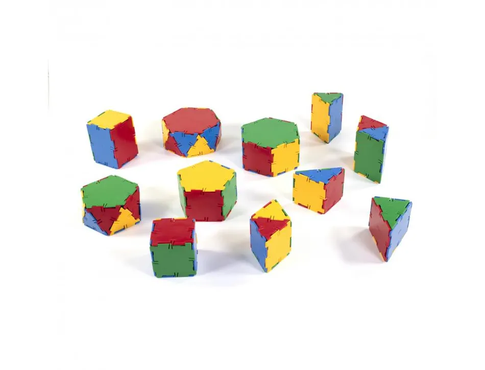 Connexion miniland polyedres en 3 dimensions emboitables coloris et 7 formes assortis le seau de 84 pieces