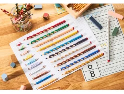 Crayon couleur stabilo easycolors gaucher corps triangulaire mine large 4,2mm etui carton 12 unites + 1