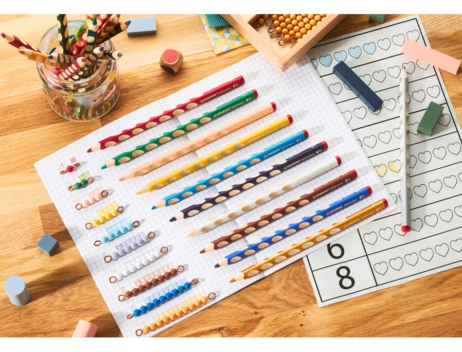 Crayon couleur stabilo easycolors gaucher corps triangulaire mine large 4,2mm etui carton 12 unites + 1