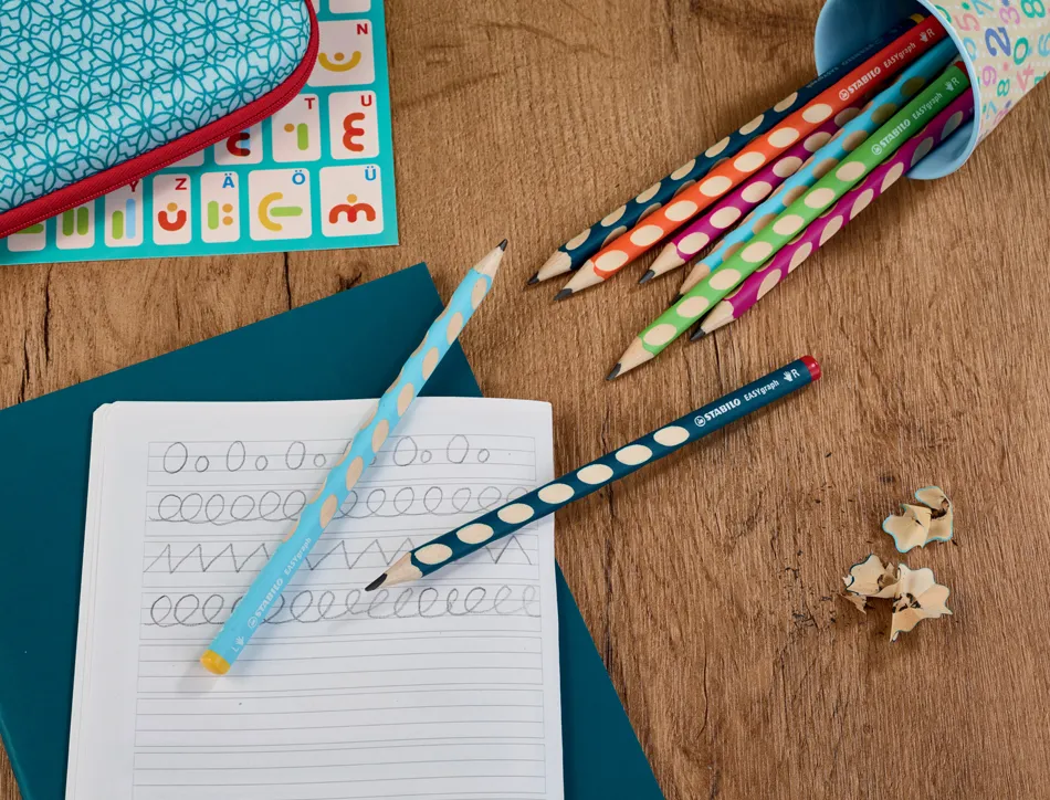 Crayon graphite stabilo easygraph ergonomique triangulaire diamètre 10mm longueur 175mm mine hb 3.15mm droitier