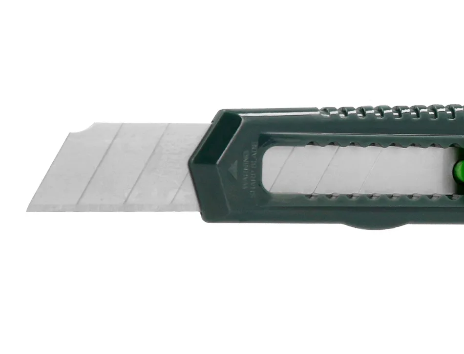 Cutter xd-43 q-connect en plastique abs lame 18mm retractable interchangeable precoupee avec frein de securite