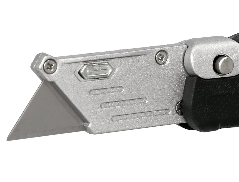 Cutter xd-925 q-connect gomme et plastique abs lame interchangeable acier carbone 19mm mecanisme changement facile