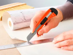 Cutter xd-38 q-connect large en plastique lame 18mm retractable interchangeable precoupee special emballage carton