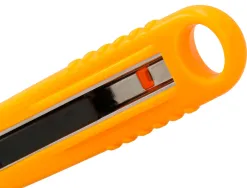 Cutter xd123 q-connect retractable lame acier 18 mm blister