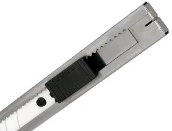 Cutter xd-c78 q-connect en metal lame large 18mm en ceramique precoupee avec curseur de blocage