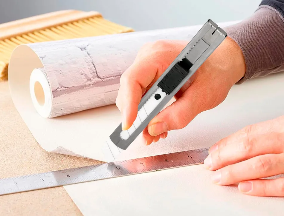 Cutter xd-c78 q-connect en metal lame large 18mm en ceramique precoupee avec curseur de blocage