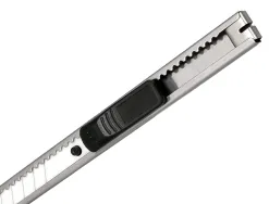 Cutter xd-c18 q-connect metallique lame 9mm en ceramique retractable interchangeable avec frein de securite