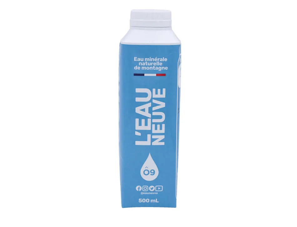 Eau mineral l'eau neuve naturelle de montagne bouteille carton 500ml