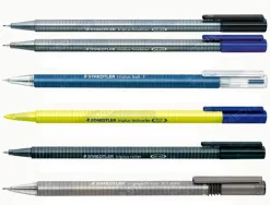 Etui staedtler triplus set 6 unites 2 feutres 1 bleu 1 noir 1 roller noir 1 stylo bleu 1 porte-mine hb et 1 surligneur
