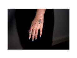 Feutre grim'tout ink tatouage temporaire pointe pinceau extra fine coloris noir
