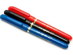 Feutre uniball sign pen encre super ink couvrante pointe feutre nylon ogive largeur trace 1mm coloris rouge