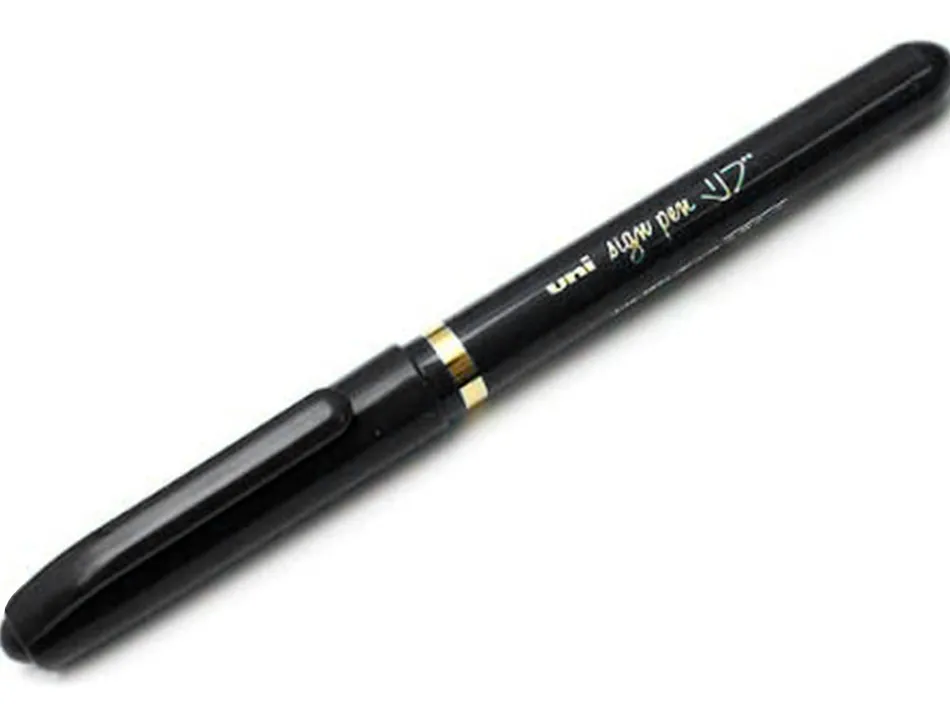 Feutre uniball sign pen encre super ink couvrante pointe feutre nylon ogive largeur trace 1mm coloris noir