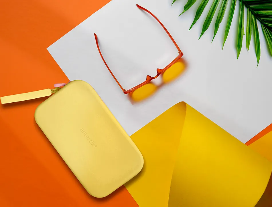 Fourre-tout antartik plat en silicone modele tropical dive 190x120x25mm coloris jaune