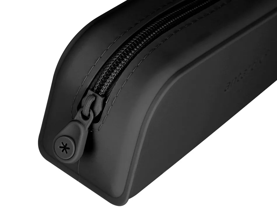 Fourre-tout antartik rectangulaire 1 compartiment en silicone modele prisma 185x50x75mm coloris noir