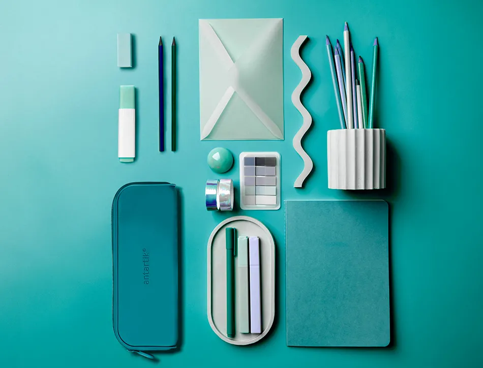 Fourre-tout antartik rectangulaire 1 compartiment en silicone modele prisma 185x50x75mm coloris turquoise