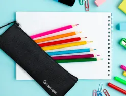 Fourre-tout liderpapel plat mince 1 compartiment 20x6cm coloris noir