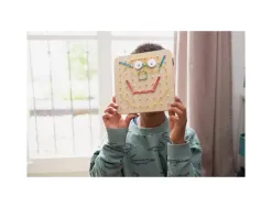 Geoboard bs toys pour cr er des dessins 1 planche en bois avec 48 elastiques et 20 cartes modeles