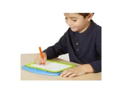 Initiation a l ecriture akros ardoise de pre-ecriture avec poinãons 4 plateaux 4 poincons 4 cadres de fixation