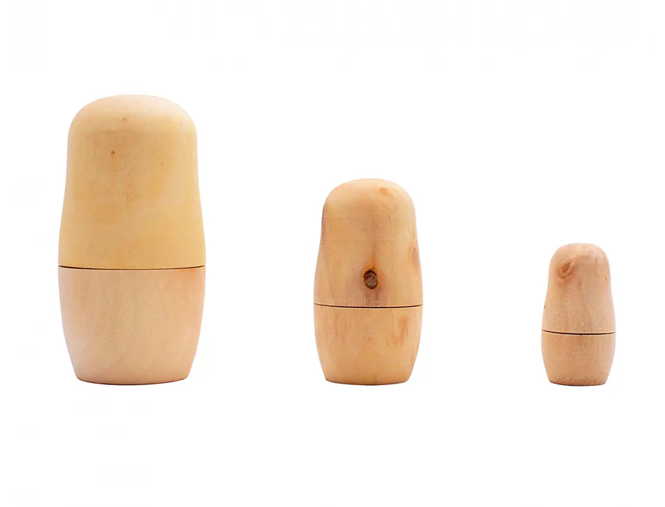 Jeu de poupees russes sodertex en bois 3 pieces 80x60x40mm 1 coloris