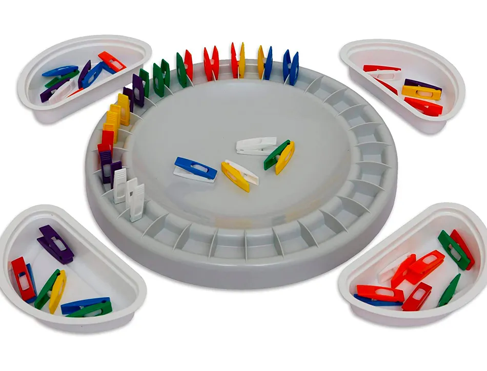 Jeu domino pédagogique composition plateau circulaire 28cm 28 mini-pinces 4cm 4 bacs adapté 4 enfants dès 3 ans