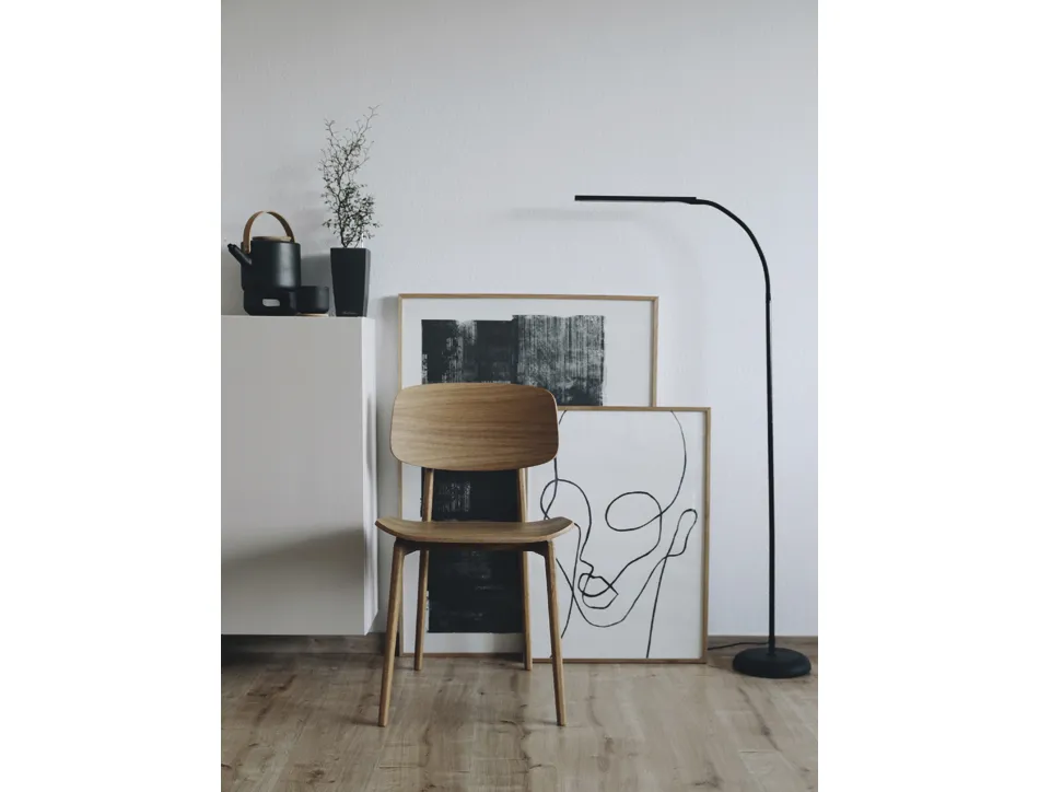 Lampadaire led maul liseuse pirro intesite reglable tete et socle aluminium hauteur 126,5cm coloris noir